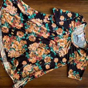 Lularoe Perfect T